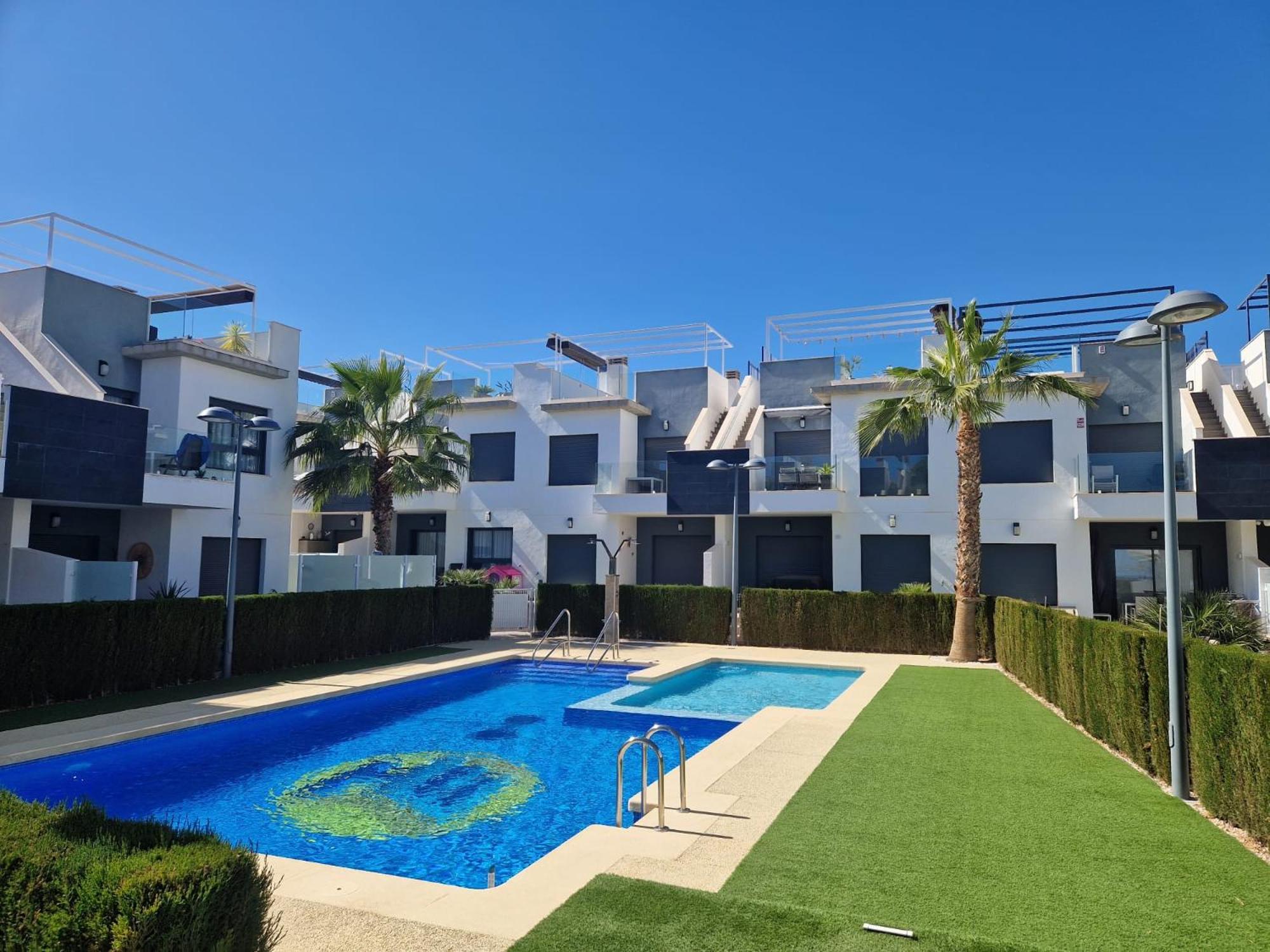 Apartment Fantastic 2 Bedroom With Swimming Pool And Terrace In Pilar De Horadada *